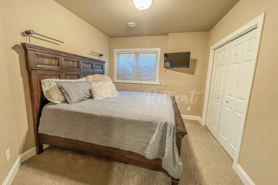 Showcasing Basement Bedroom